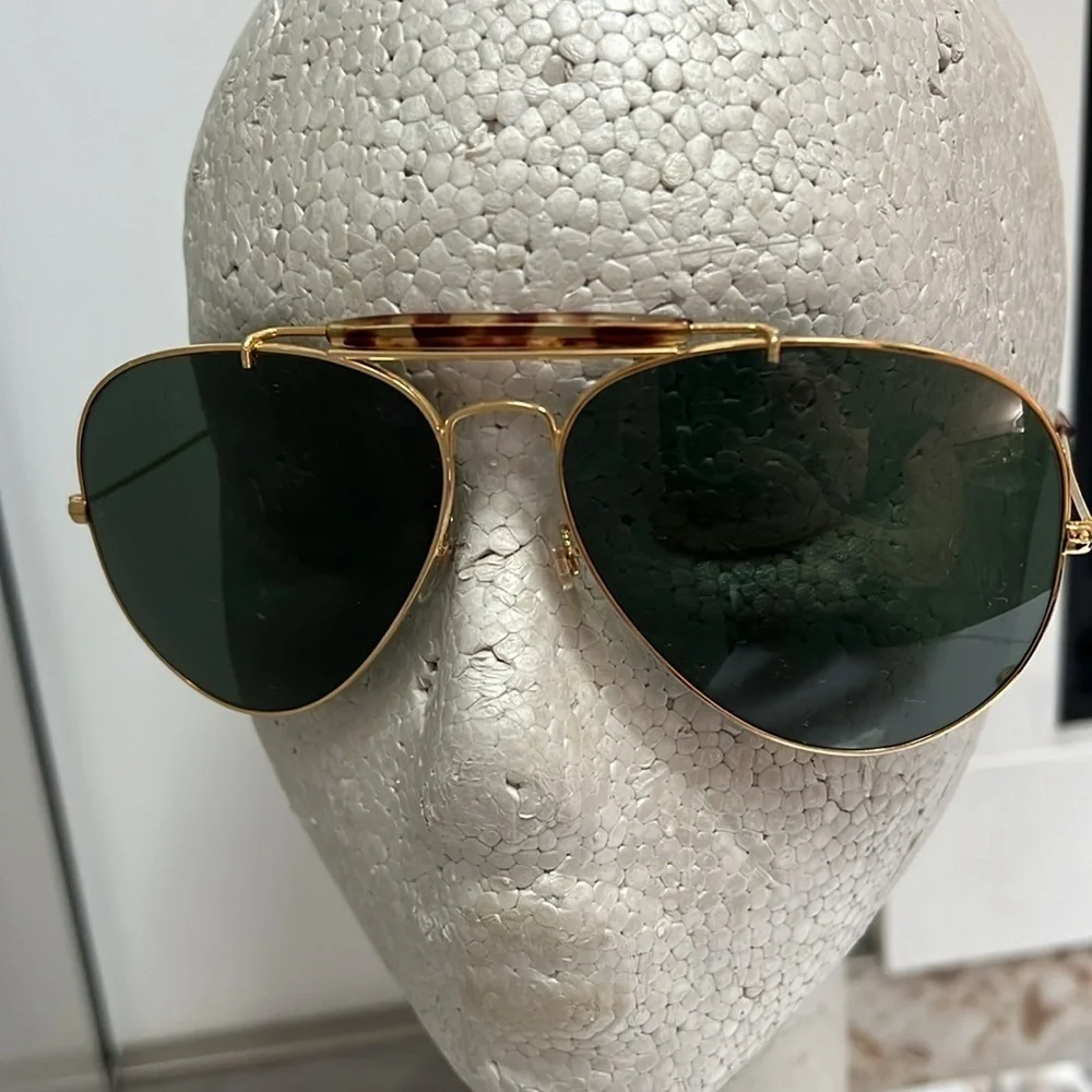 Claiborne Vintage Aviator Gold Rim Tortoise Men’s Green Glass Lens Sunglasses
